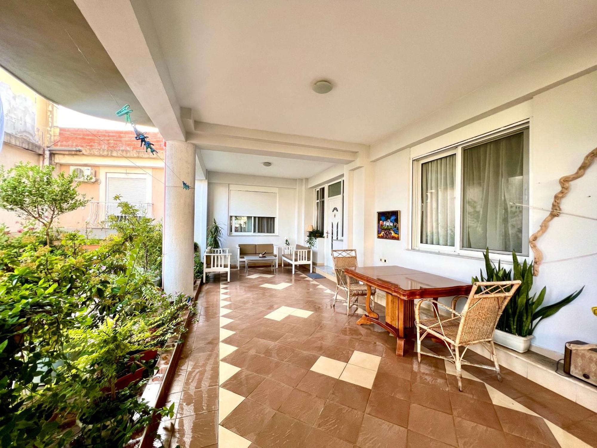 Vila Gjoni Sarandë Buitenkant foto